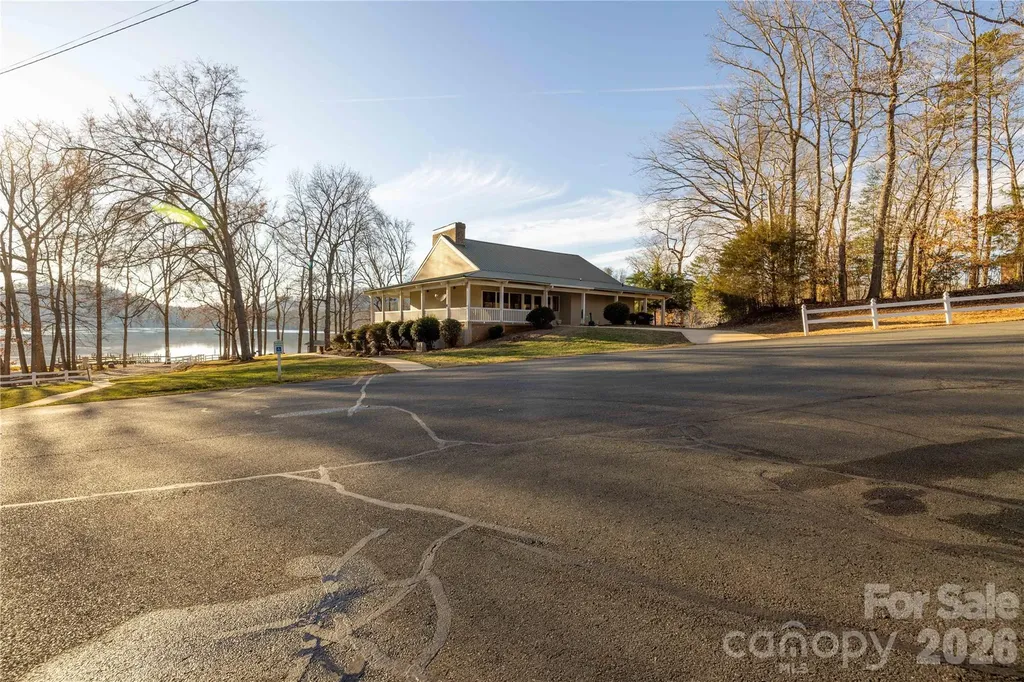 119 Chapel Hill Drive Troy NC 27371