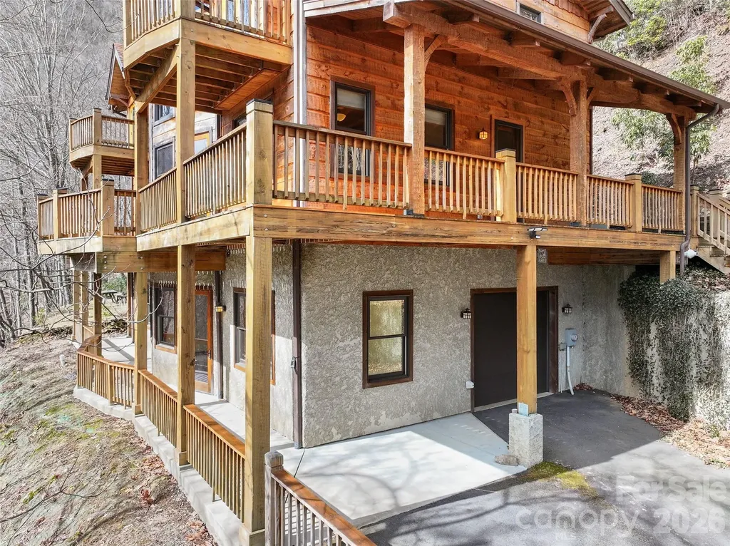 173 Heavenview Point Maggie Valley NC 28751