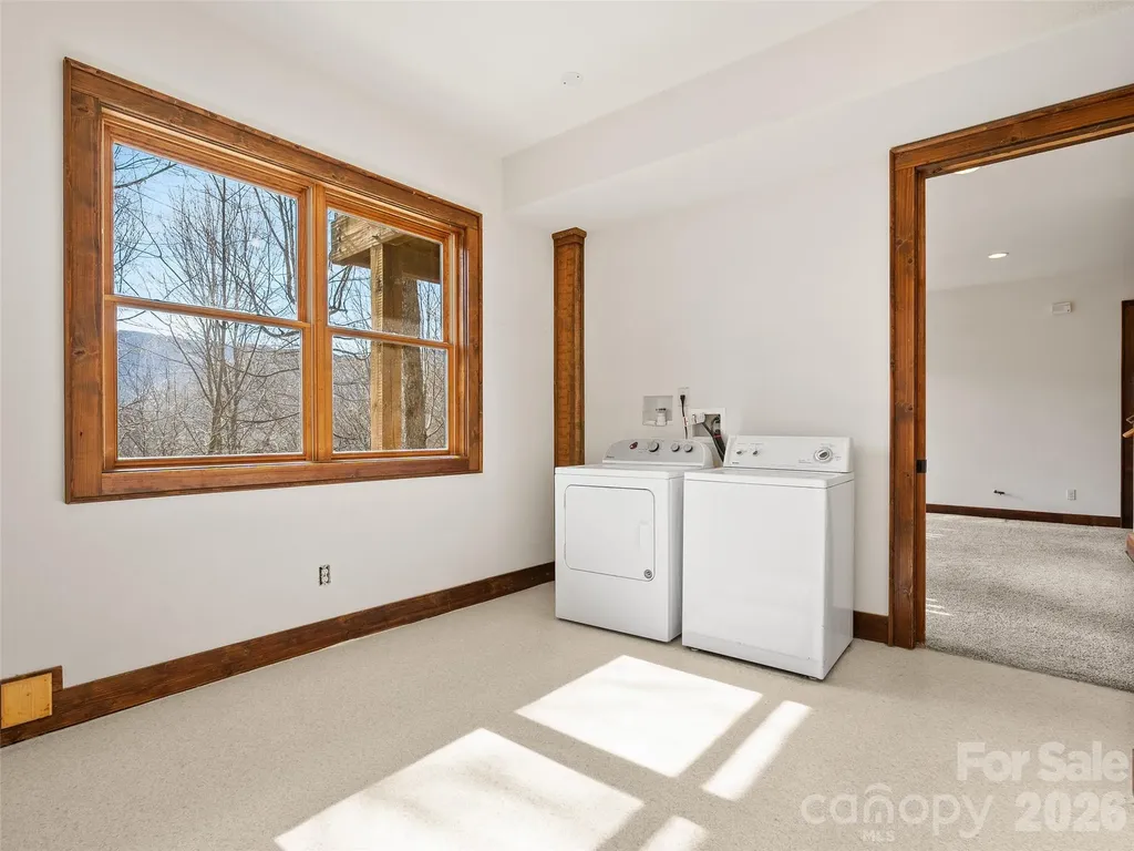 173 Heavenview Point Maggie Valley NC 28751