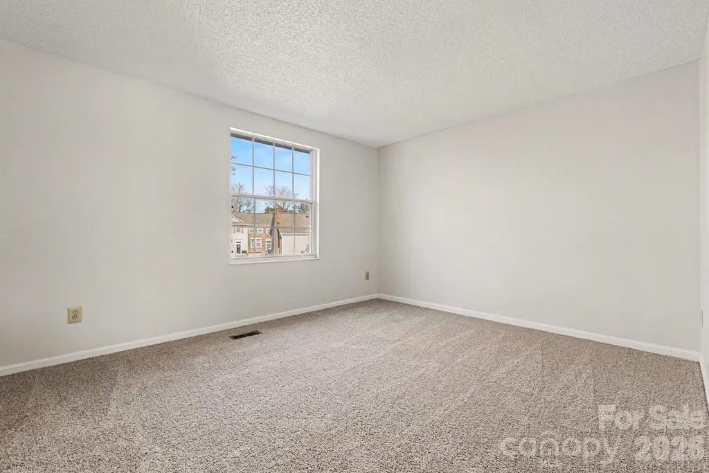1323 Maple Shade Lane Charlotte NC 28270