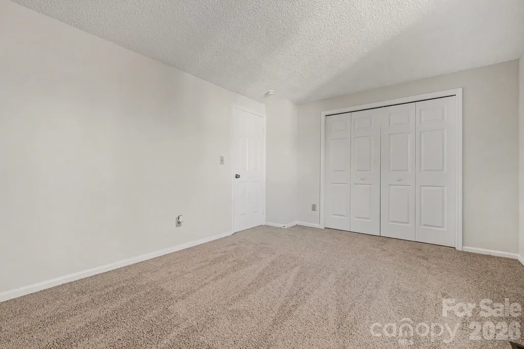1323 Maple Shade Lane Charlotte NC 28270