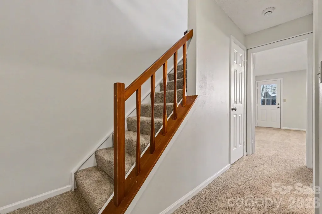 1323 Maple Shade Lane Charlotte NC 28270