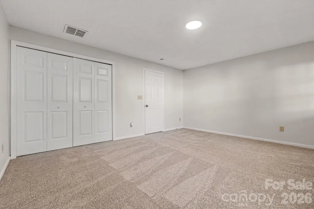 1323 Maple Shade Lane Charlotte NC 28270