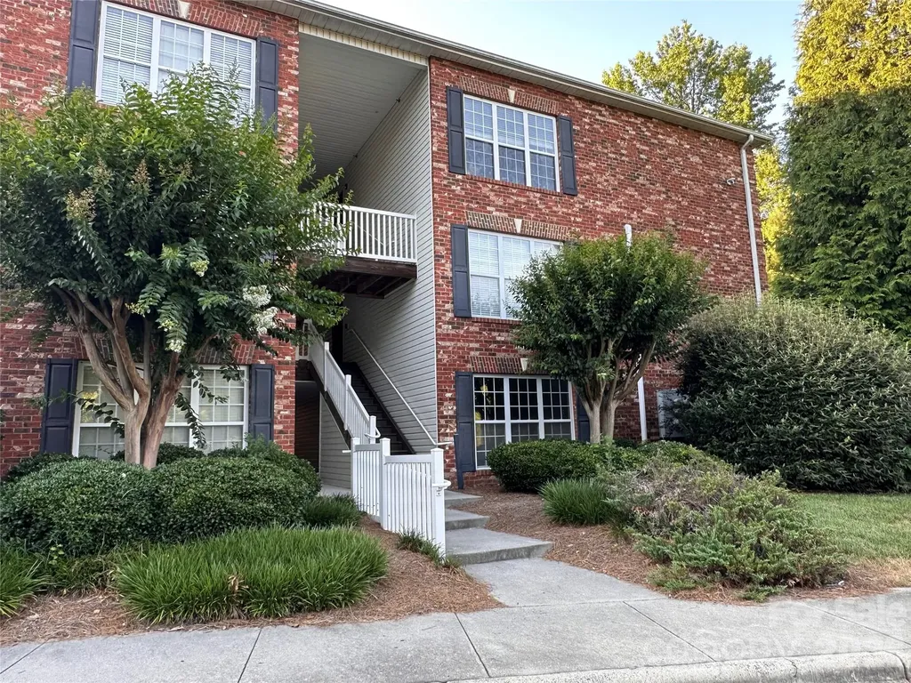 5236 Hilltop Road Jamestown NC 27282