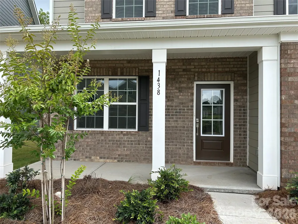 1438 Caracara Court Belmont NC 28012