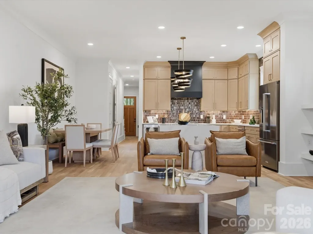 431 W Peterson Drive Charlotte NC 28203