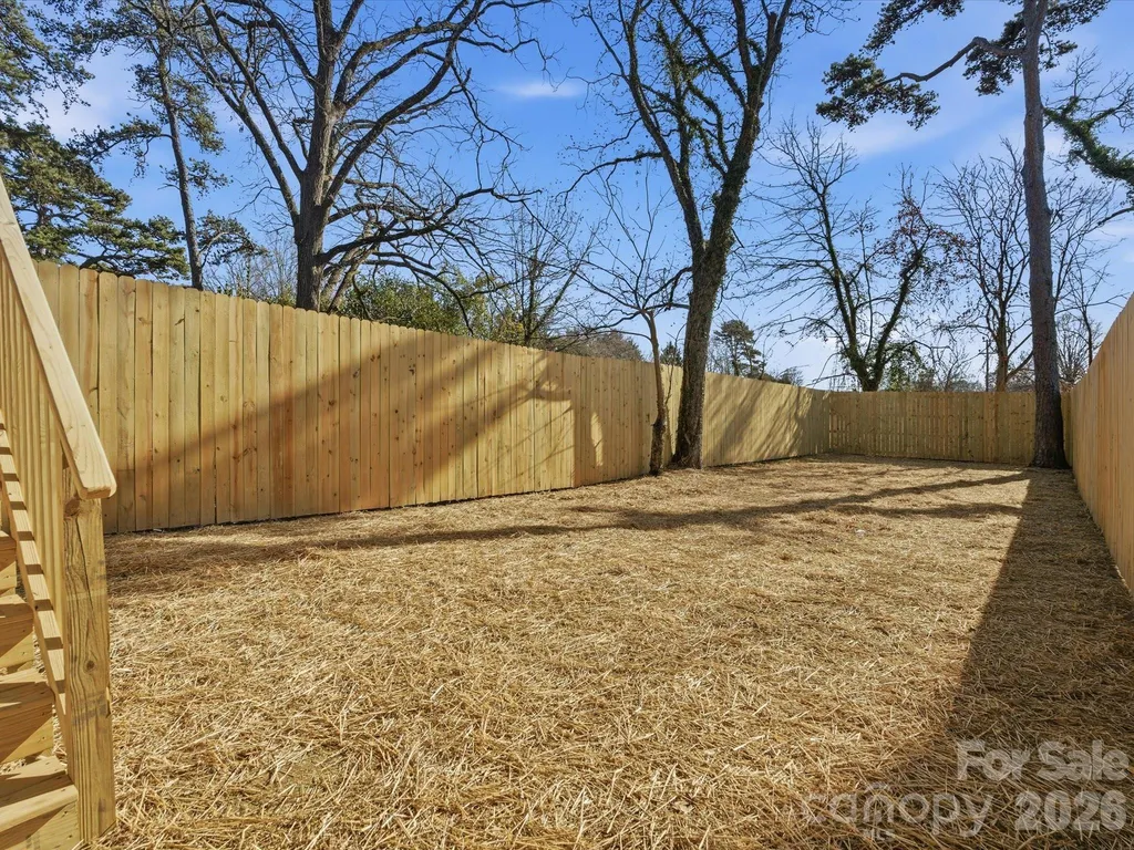 431 W Peterson Drive Charlotte NC 28217