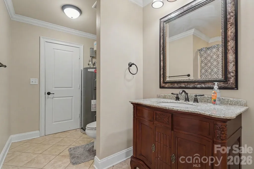 318 E Pressley Avenue Mooresville NC 28115