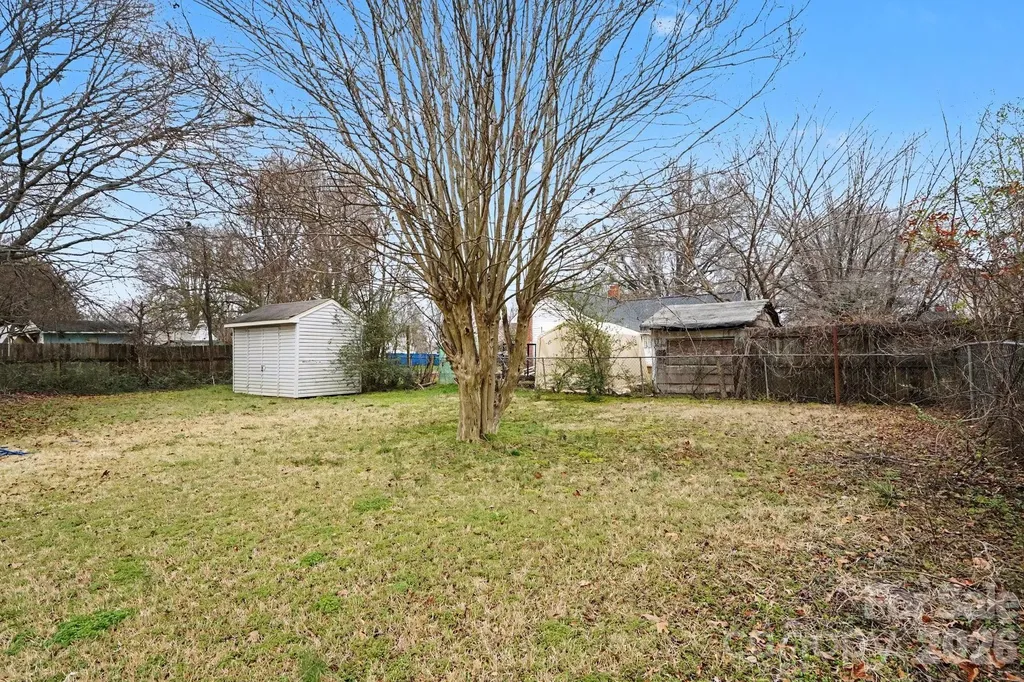 318 E Pressley Avenue Mooresville NC 28115