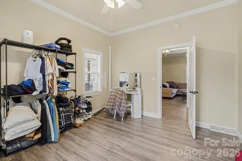 318 E Pressley Avenue Mooresville NC 28115