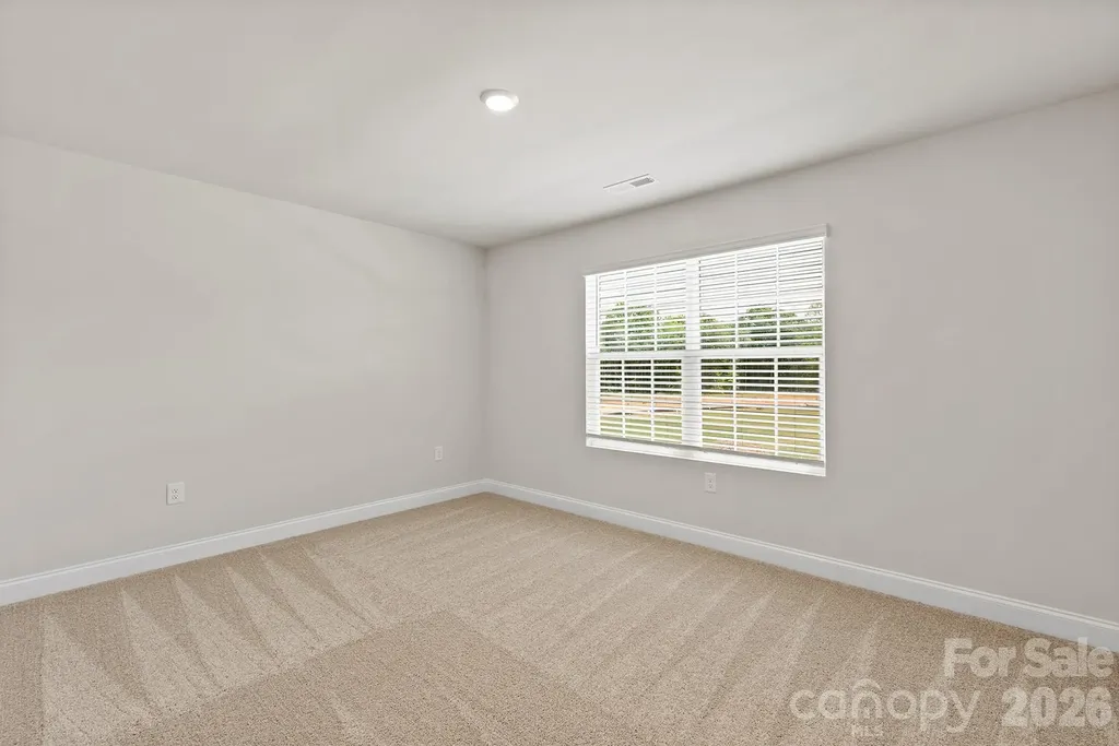 6710 Fairford Drive Charlotte NC 28215
