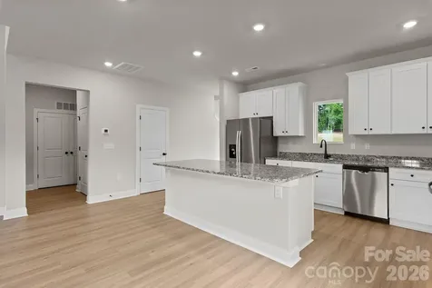 6710 Fairford Drive Charlotte NC 28215