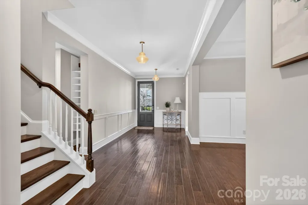 9815 Avenal Lane Charlotte NC 28270