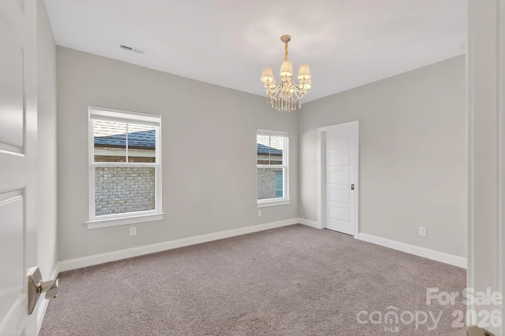 9815 Avenal Lane Charlotte NC 28270