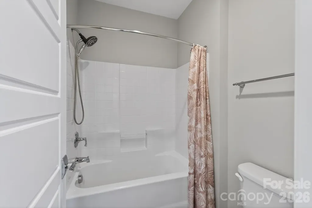 9815 Avenal Lane Charlotte NC 28270