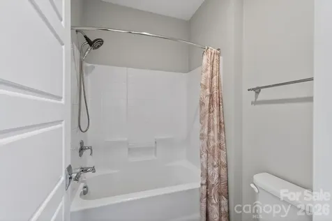 9815 Avenal Lane Charlotte NC 28270