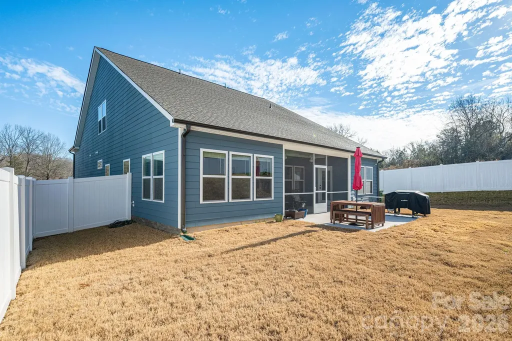 5207 Piedmont Run Road Mount Holly NC 28120