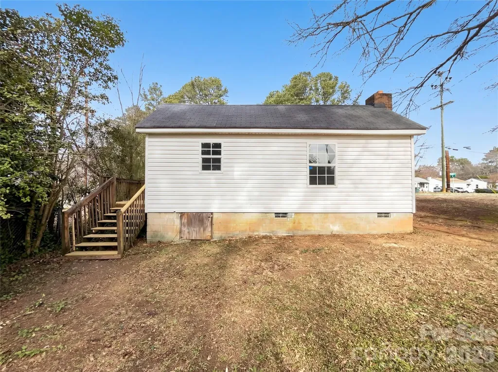 1903 Winget Street Gastonia NC 28052