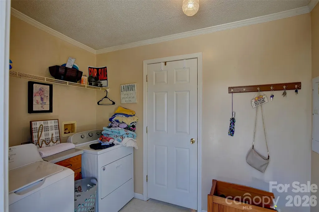 3 Altapass Trail Spruce Pine NC 28777