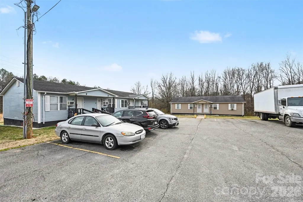 400 N Boundary Street East Spencer NC 28144
