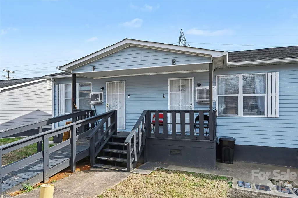 400 N Boundary Street East Spencer NC 28144