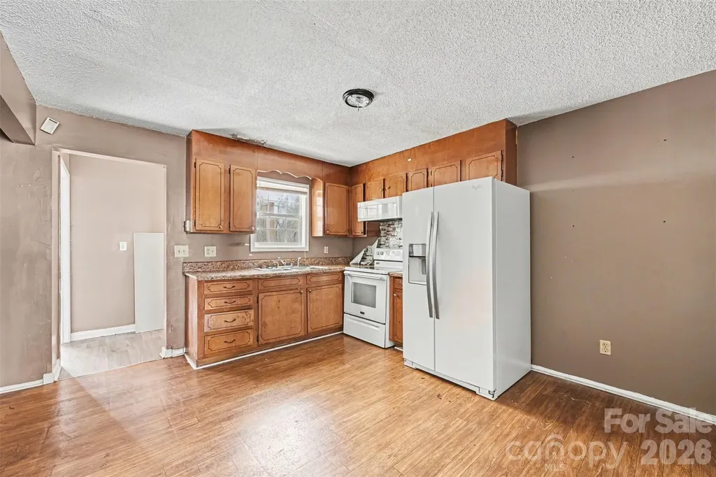 400 N Boundary Street East Spencer NC 28144