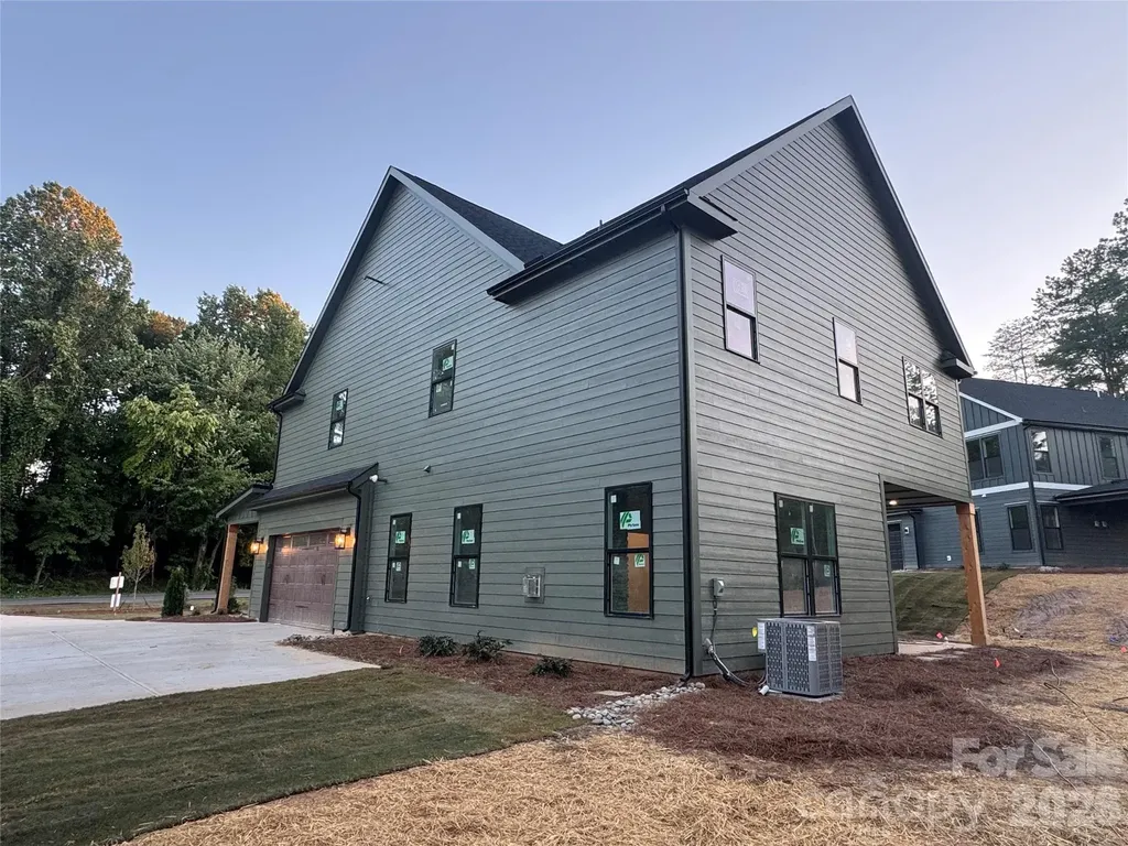 205 Parkdale Drive Belmont NC 28012