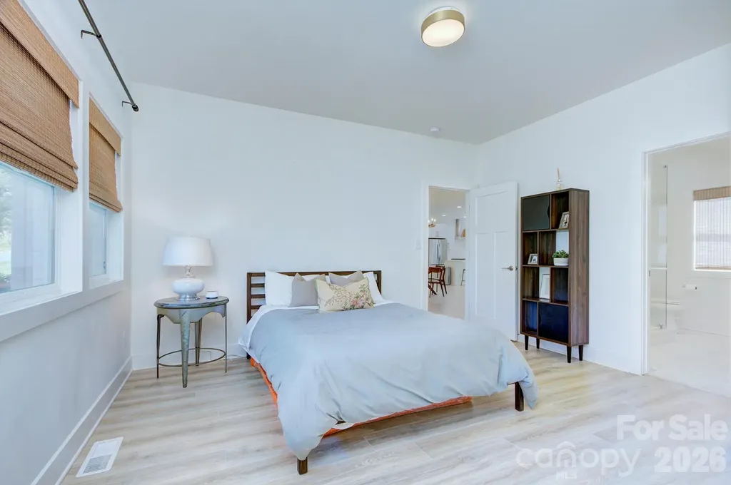 526 Seldon Drive Charlotte NC 28216