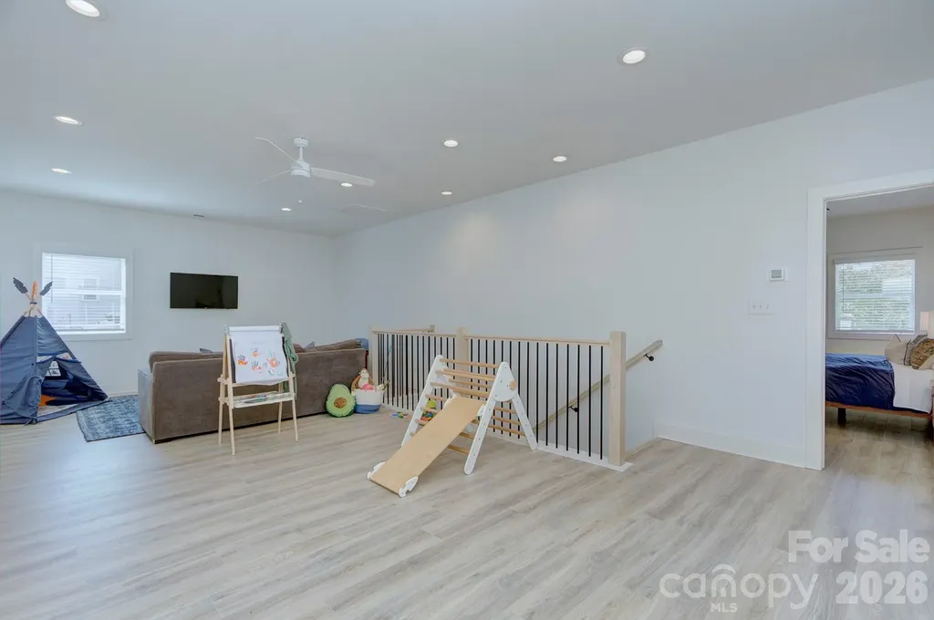 526 Seldon Drive Charlotte NC 28216