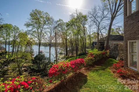 103 Shelter Cove Lane Mooresville NC 28117