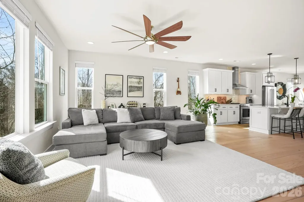 6021 Irwins Branch Drive Charlotte NC 28217