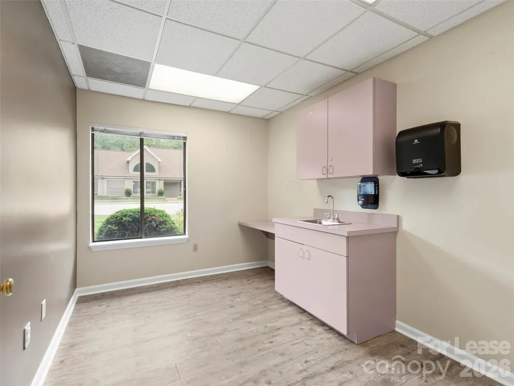 1998 Hendersonville Road Asheville NC 28803