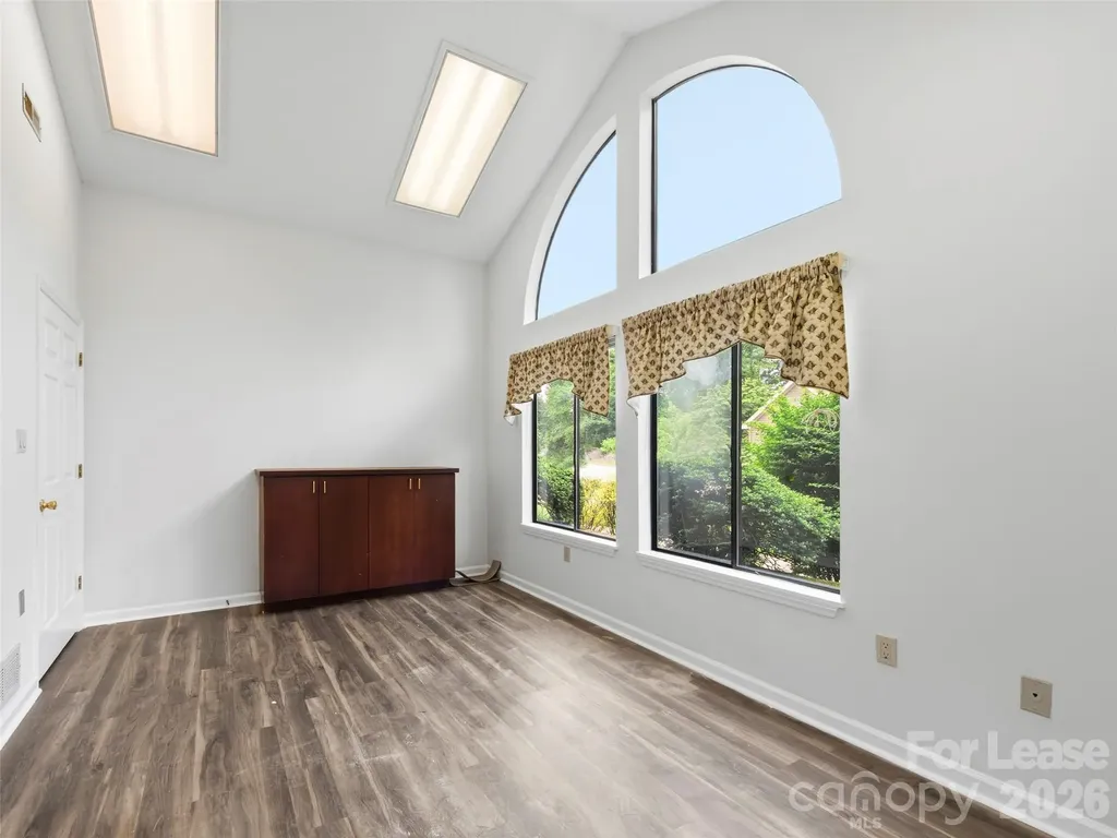 1998 Hendersonville Road Asheville NC 28803