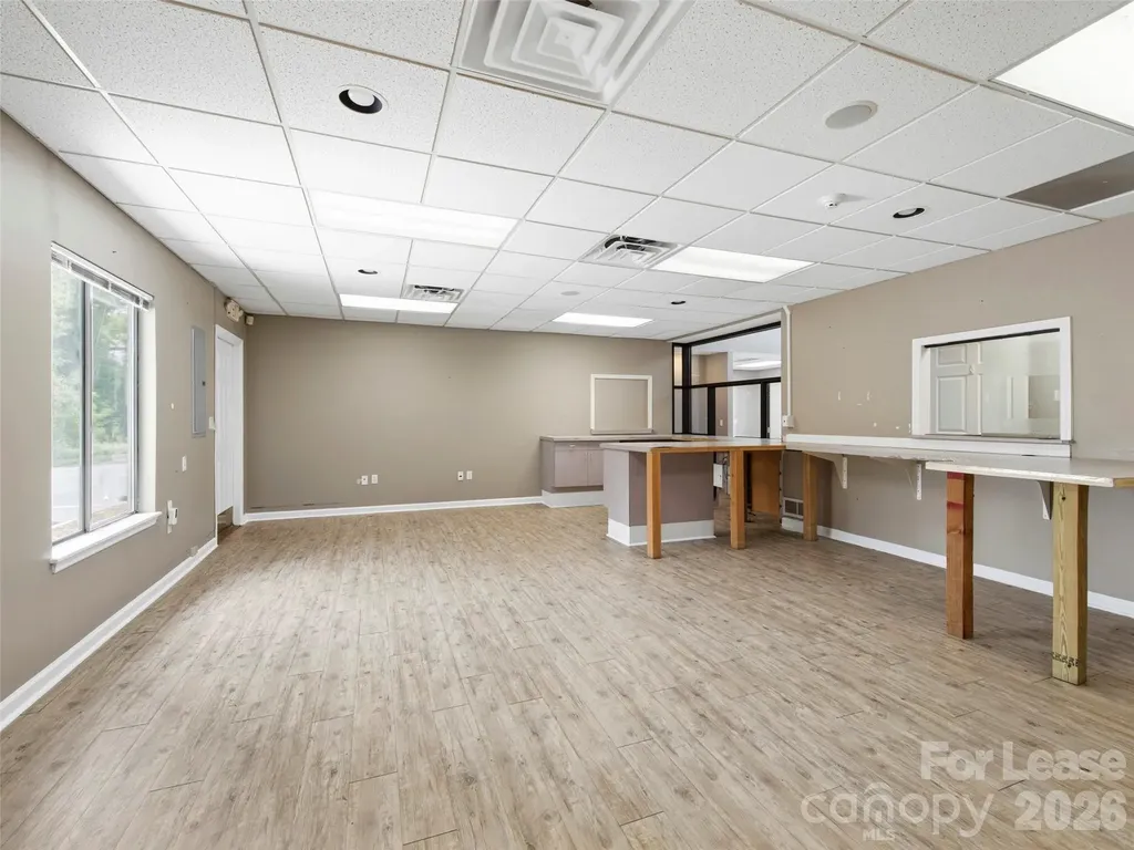 1998 Hendersonville Road Asheville NC 28803