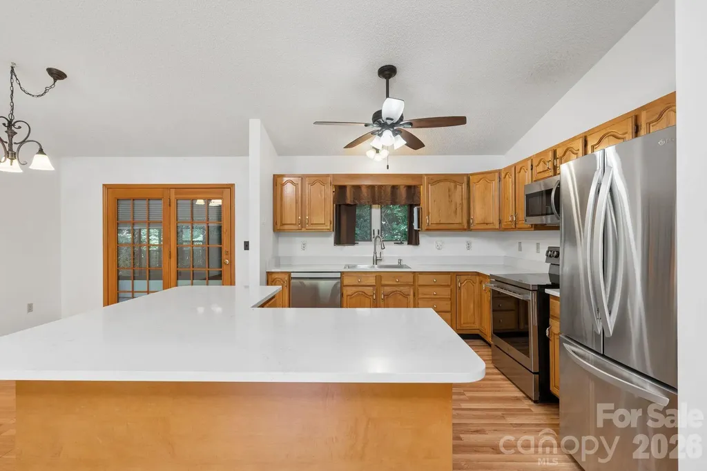 63 Independence Boulevard Asheville NC 28805