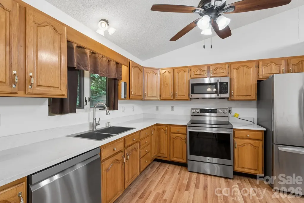 63 Independence Boulevard Asheville NC 28805