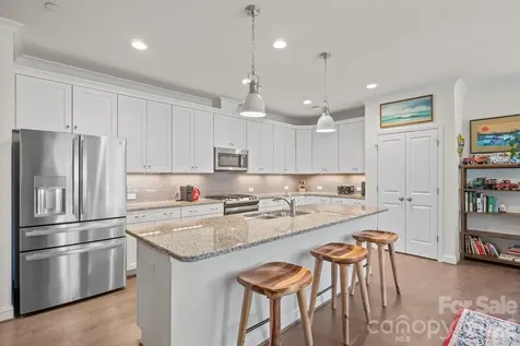 3081 Spring Forest Road Harrisburg NC 28075