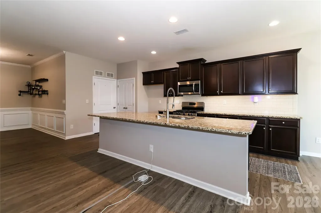 180 N Cromwell Drive Mooresville NC 28115