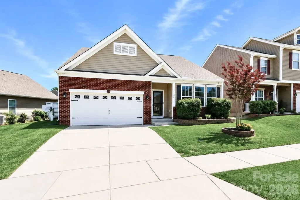 180 N Cromwell Drive Mooresville NC 28115