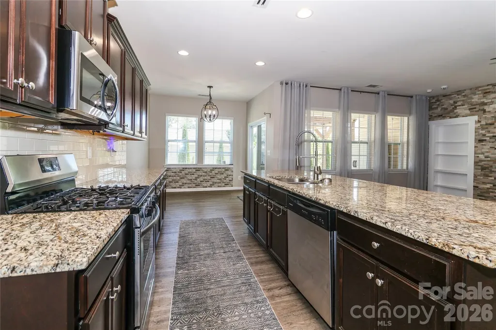 180 N Cromwell Drive Mooresville NC 28115