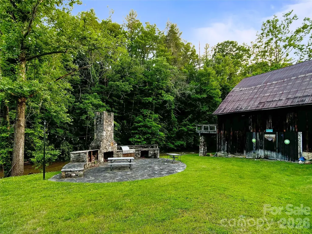 99999 Bear Creek Road Marshall NC 28753