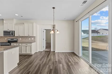 7512 Meridale Forest Drive Charlotte NC 28269