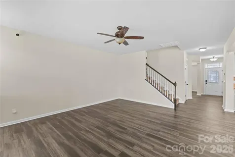 7512 Meridale Forest Drive Charlotte NC 28269