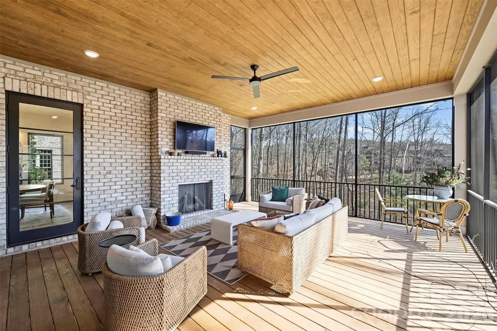 1521 Reflection Pointe Boulevard Belmont NC 28012