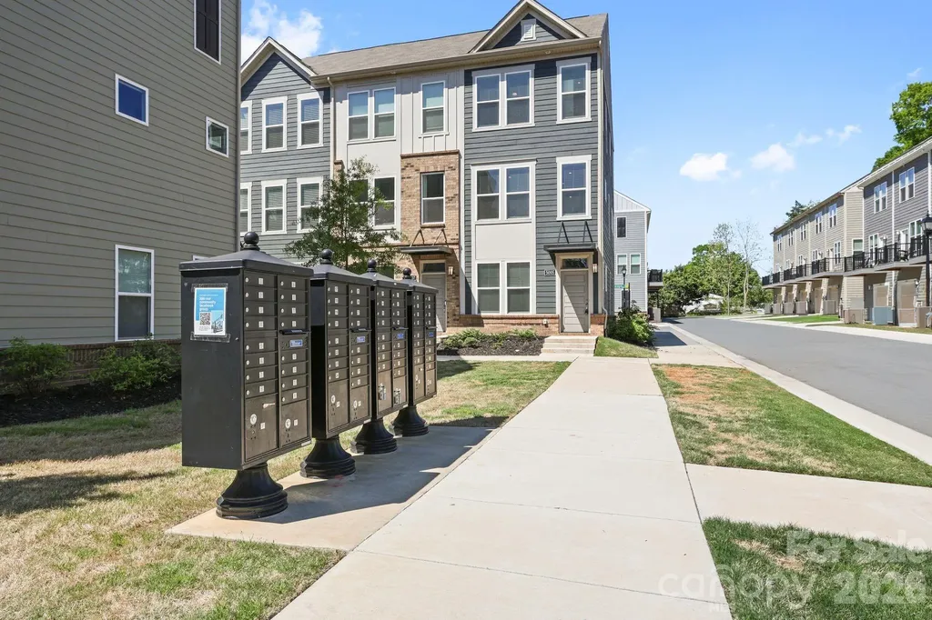 5005 Sovereignty Court Charlotte NC 28205