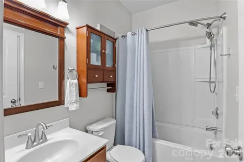 10621 Shanon Darby Lane Charlotte NC 28214