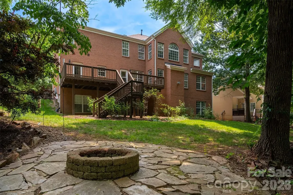 8127 Grahamson Lane Charlotte NC 28269