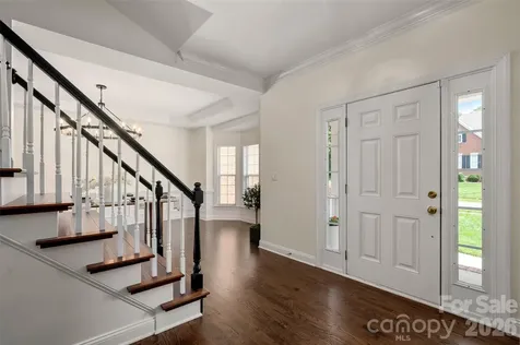 8127 Grahamson Lane Charlotte NC 28269