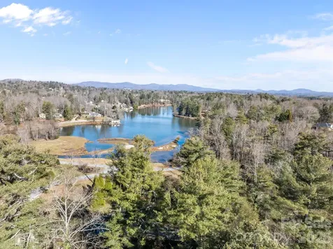 522 Bonner Street Hendersonville NC 28739