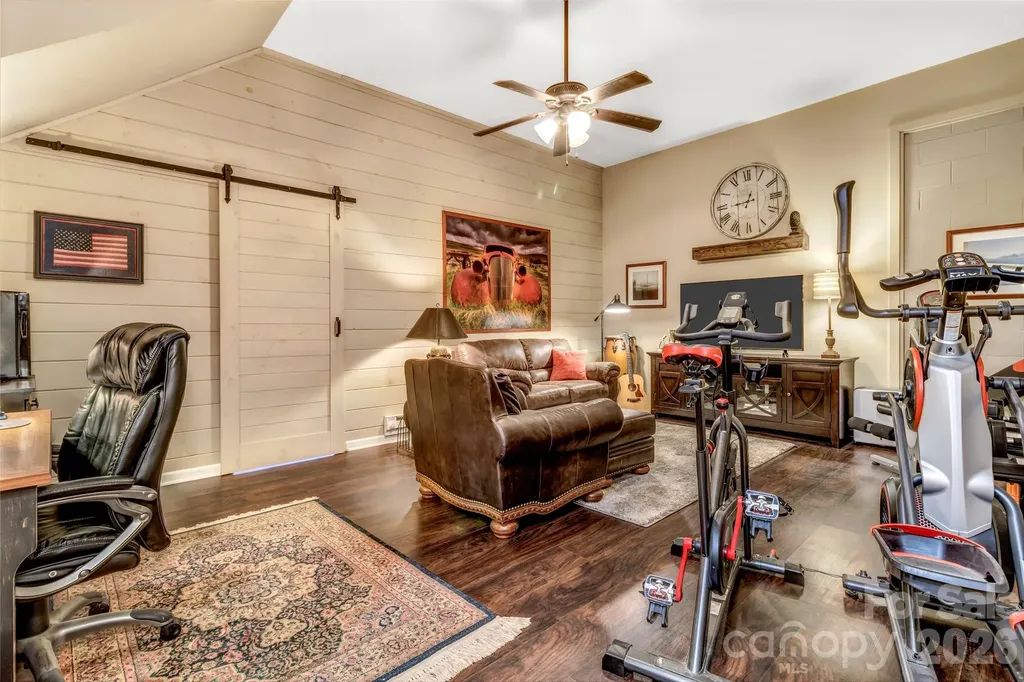 25 Union Chapel Road Weaverville NC 28787